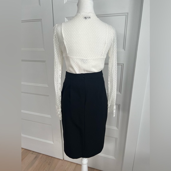 Lace mock tee top with camisole slip - Picture 4 of 8